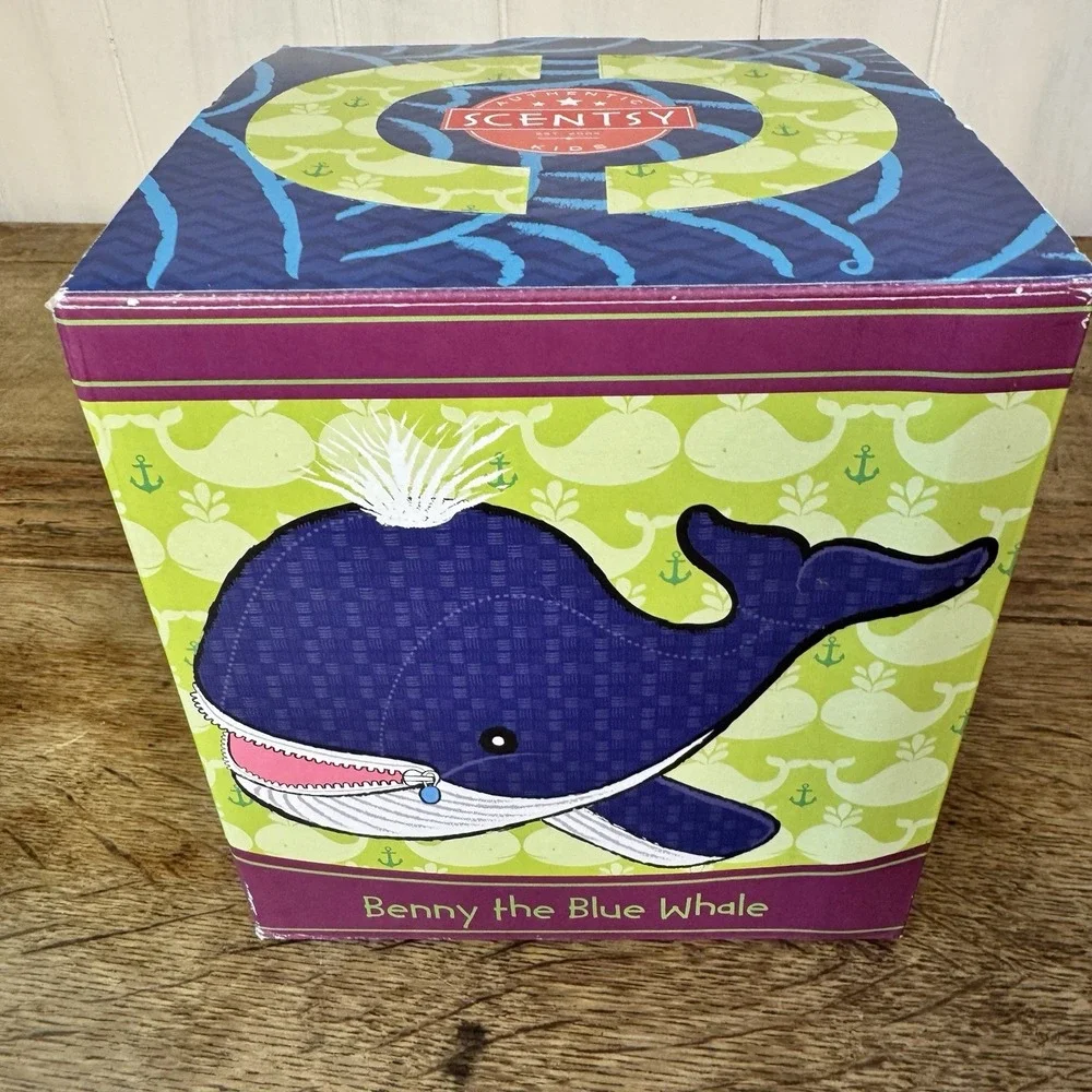 Scentsy Benny the Blue Whale Plush Blue Denim‎ Style Scent Pak Holder
